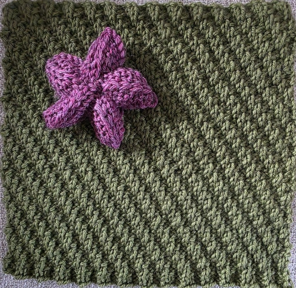 Create a Colorful Knitted Blanket: Tips & Patterns – a year long exploration of&nbsp;squares